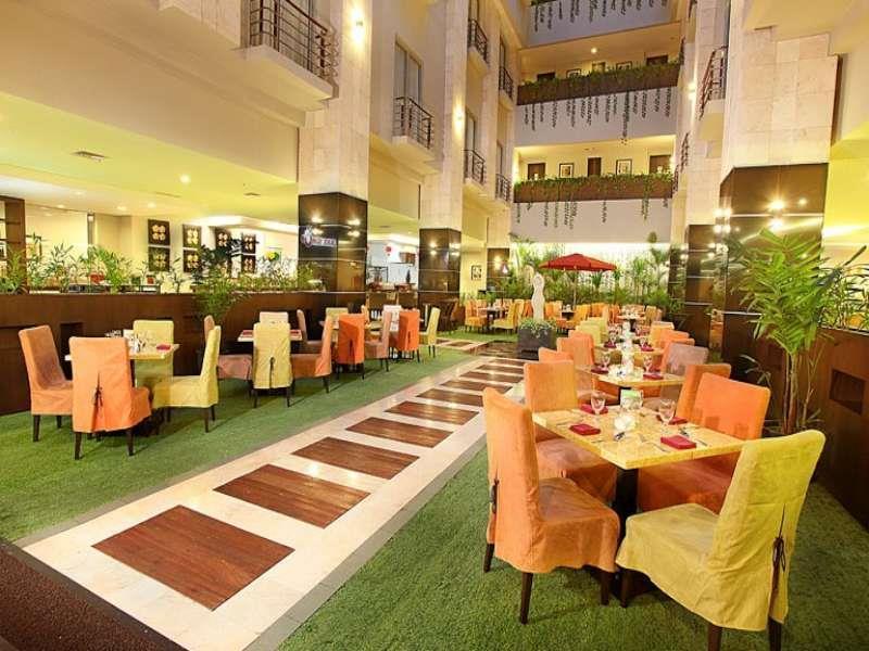 Golden Flower By Kagum Hotels Bandung Ngoại thất bức ảnh